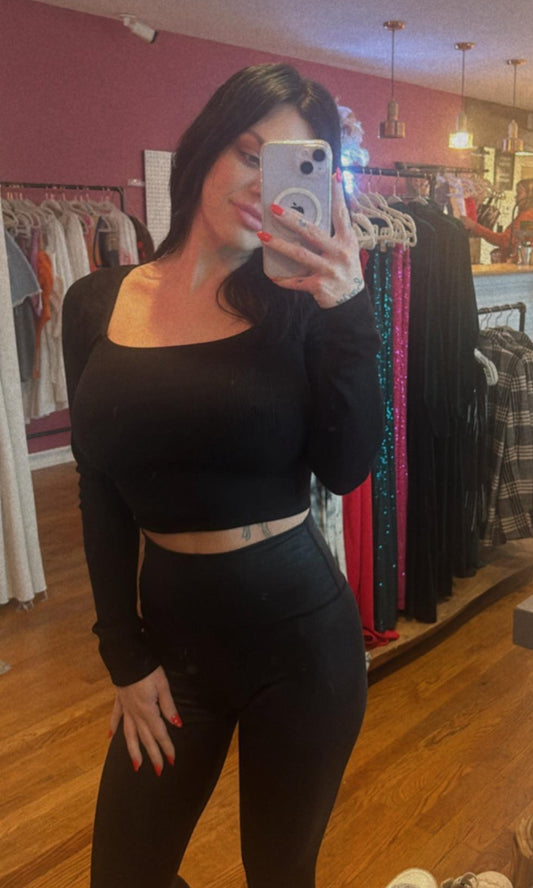 Basic Square Neck Crop